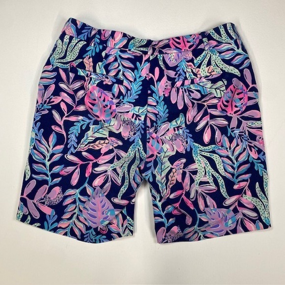 Lilly Pulitzer‎ Women's Natia Floral Print Shorts Size 10 Colorful Leaves - Picture 9 of 9